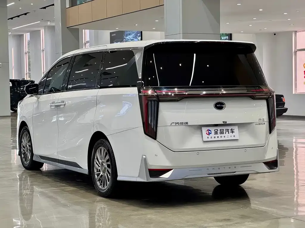 GAC Motor Trumpchi M8 — фото 5