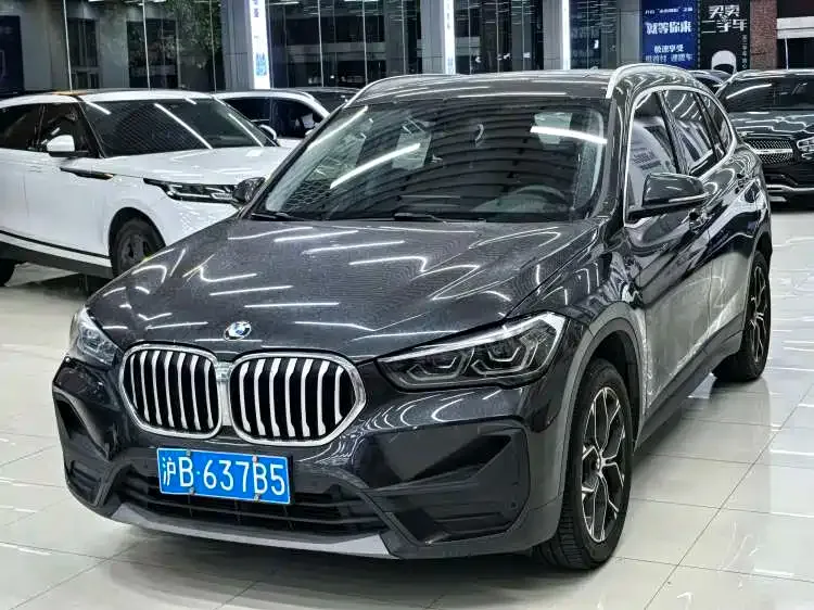BMW X1 — фото 1