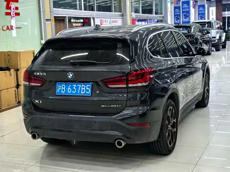 BMW X1 — фото 10