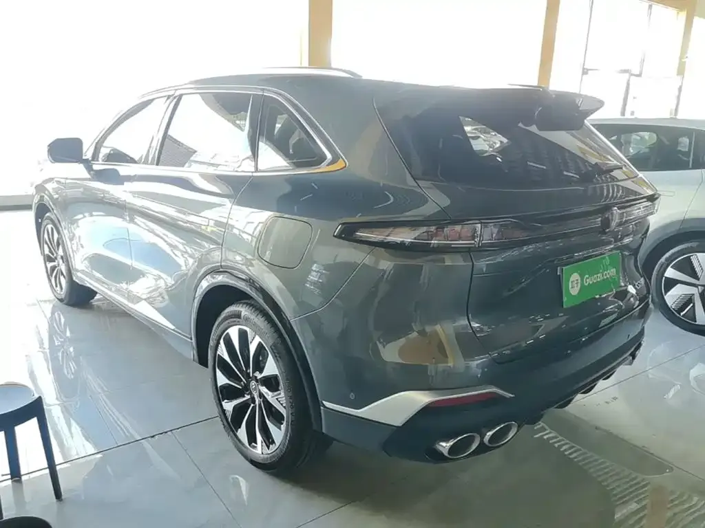 Changan CS75 PLUS — фото 8