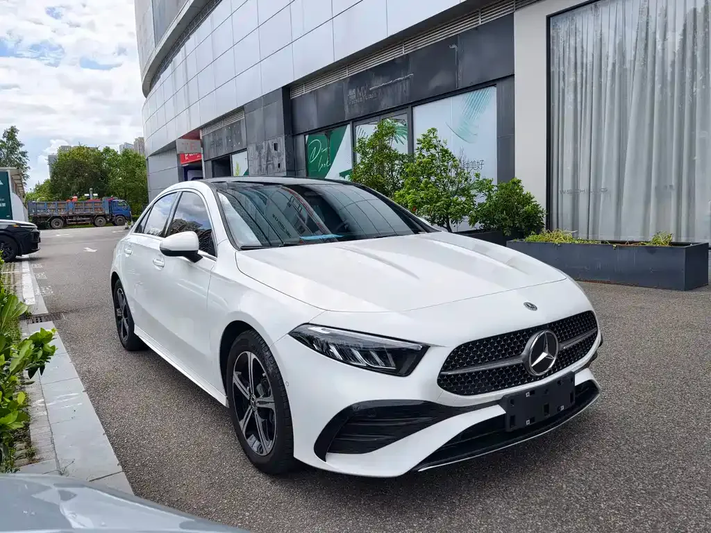 Mercedes-Benz A-Class — фото 8