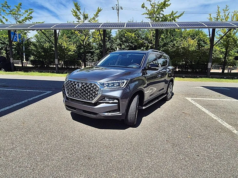 KG Mobility (Ssangyong) Rexton — фото 1