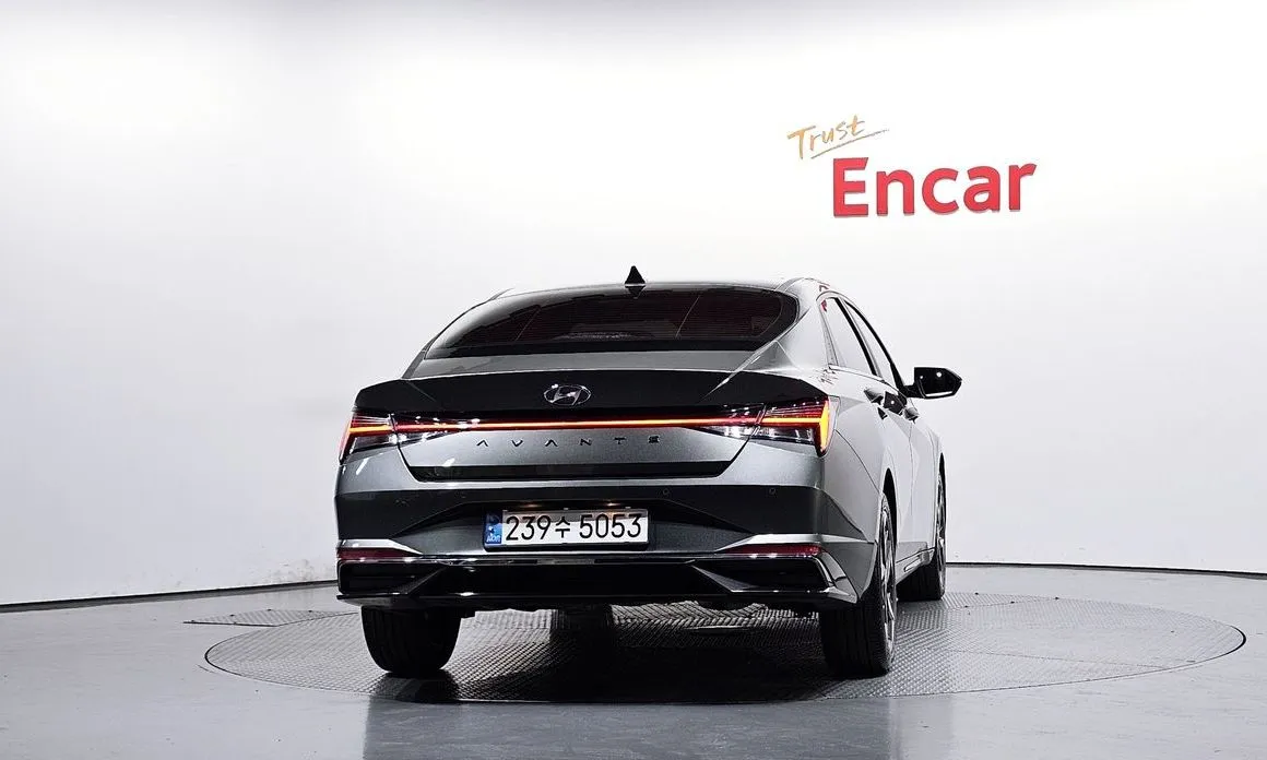 Hyundai AVANTE — фото 3