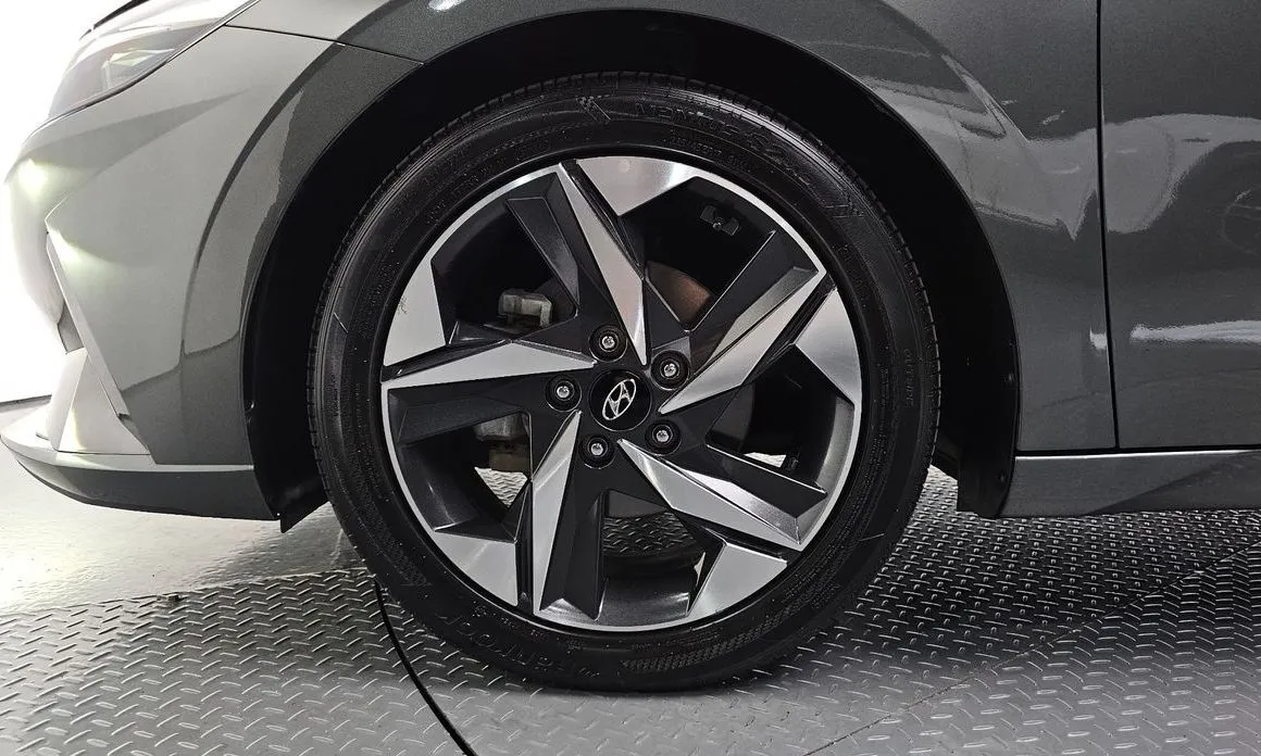 Hyundai AVANTE — фото 9