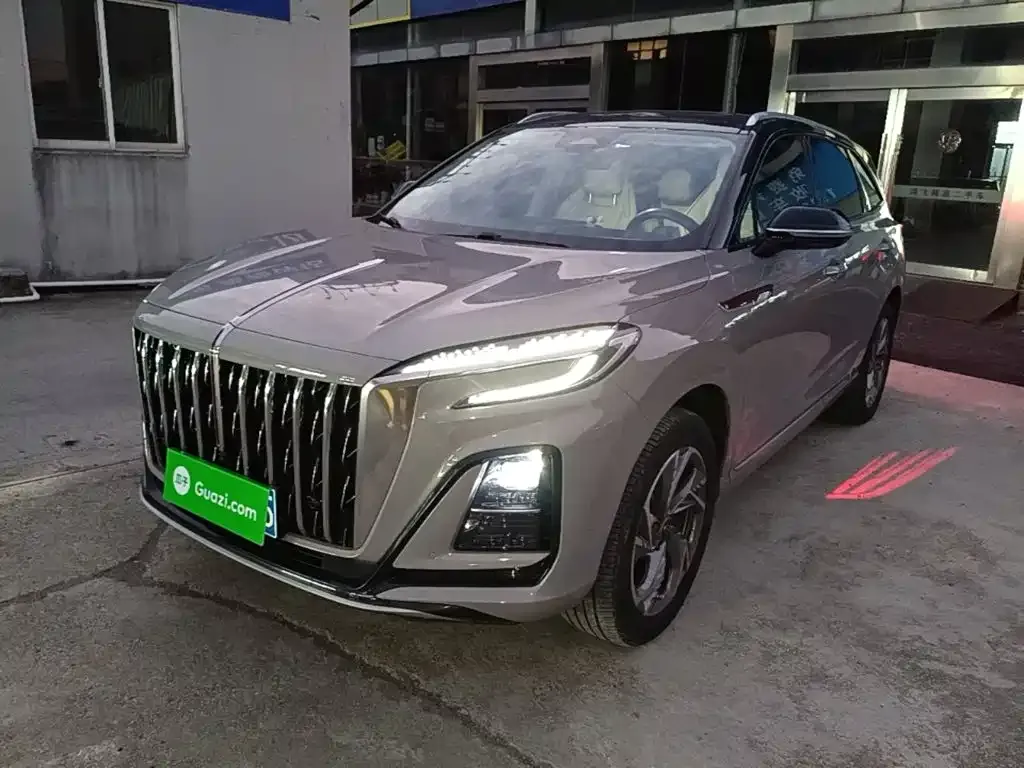 Hongqi HS3 — фото 3