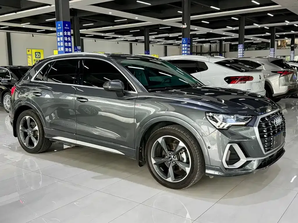 Audi Q3 — фото 6
