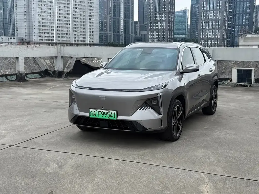 Geely Galaxy L7 — фото 1