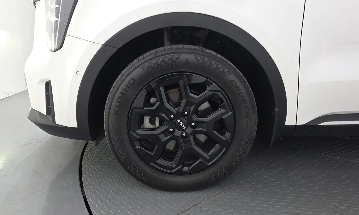 Kia Sorento — фото 5