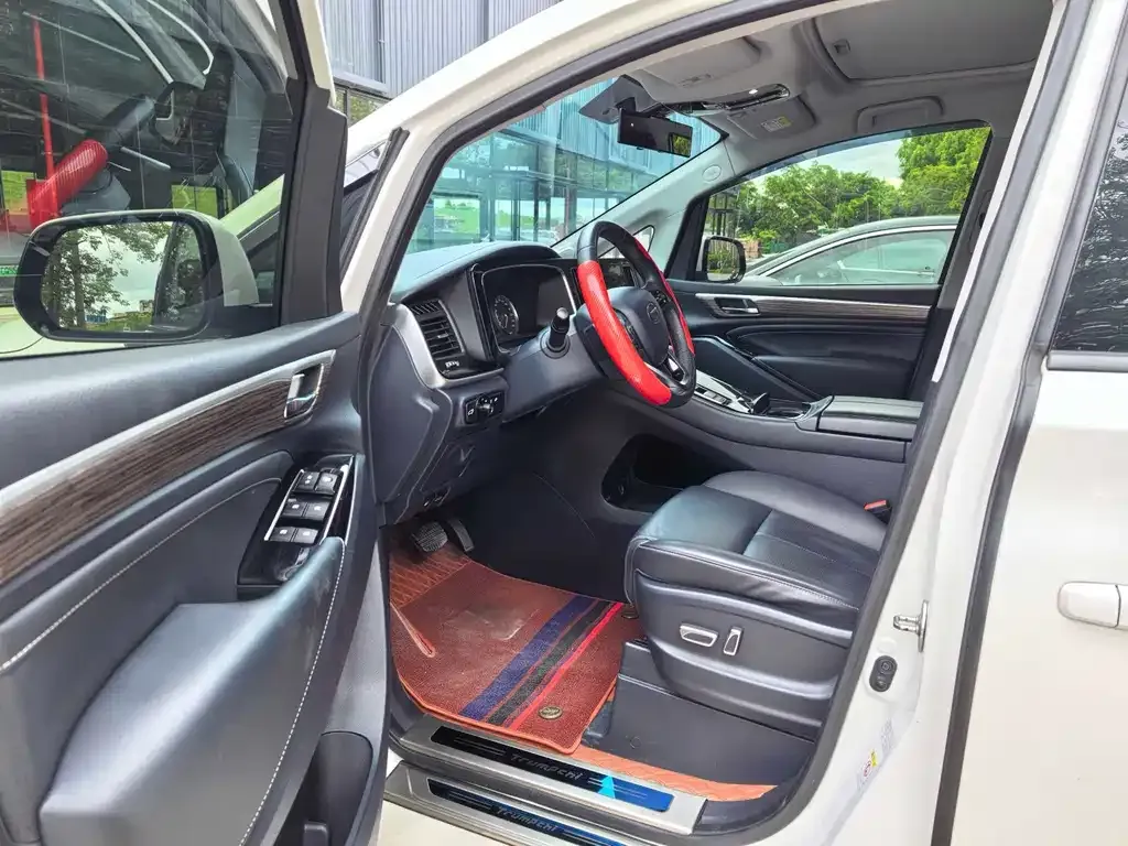 GAC Motor Trumpchi M8 — фото 2