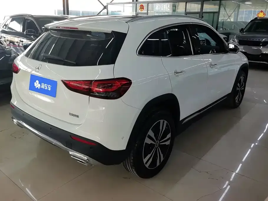 Mercedes-Benz GLA — фото 7