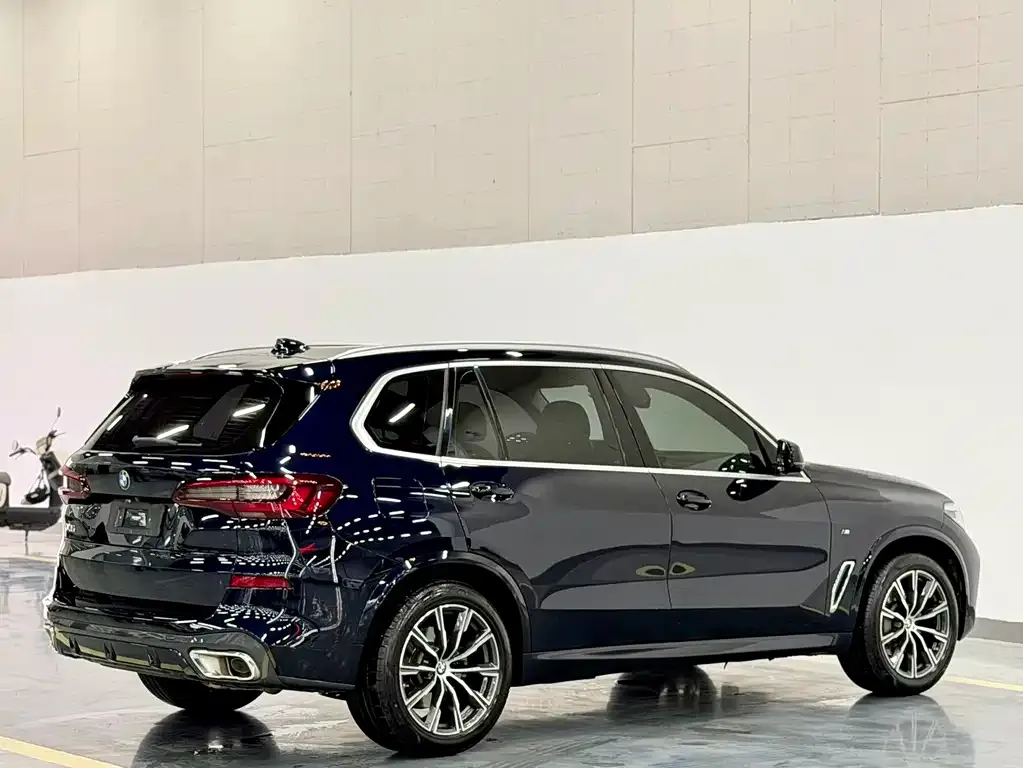 BMW X5 — фото 2
