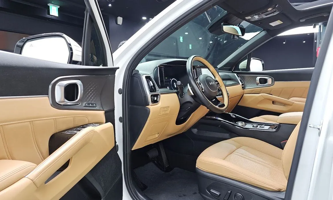 Kia Sorento — фото 6