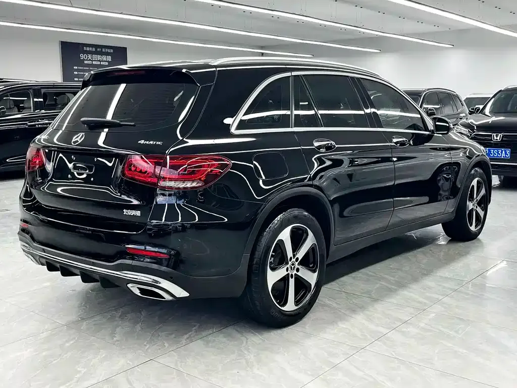 Mercedes-Benz GLC — фото 6