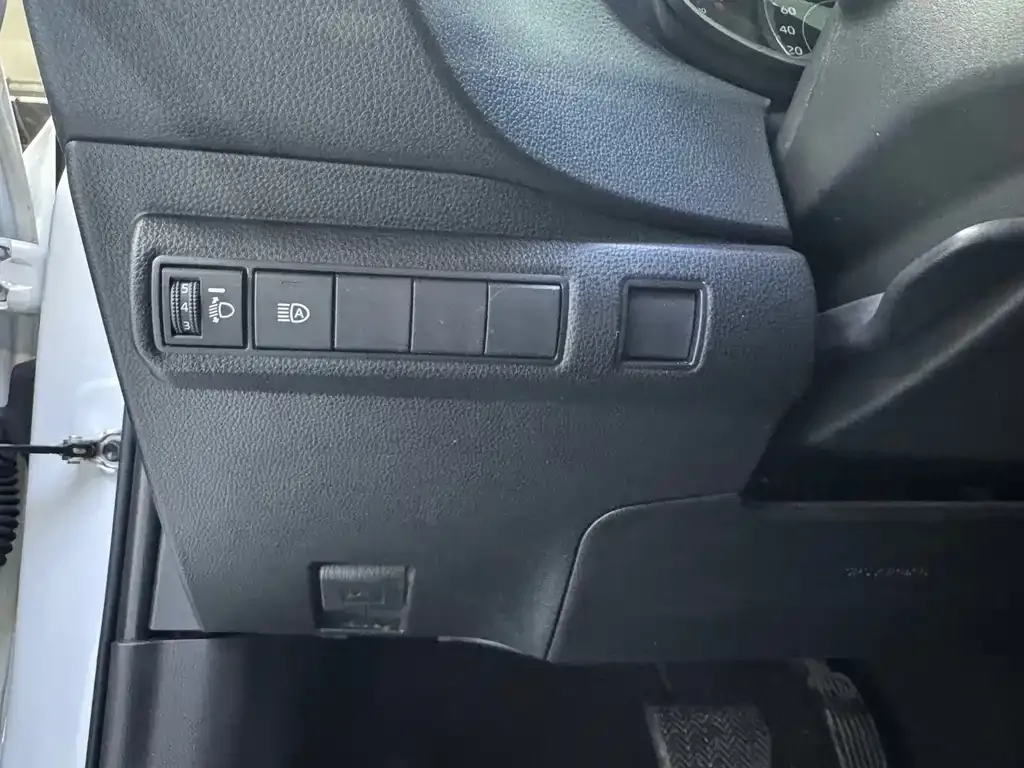 Toyota Levin — фото 10