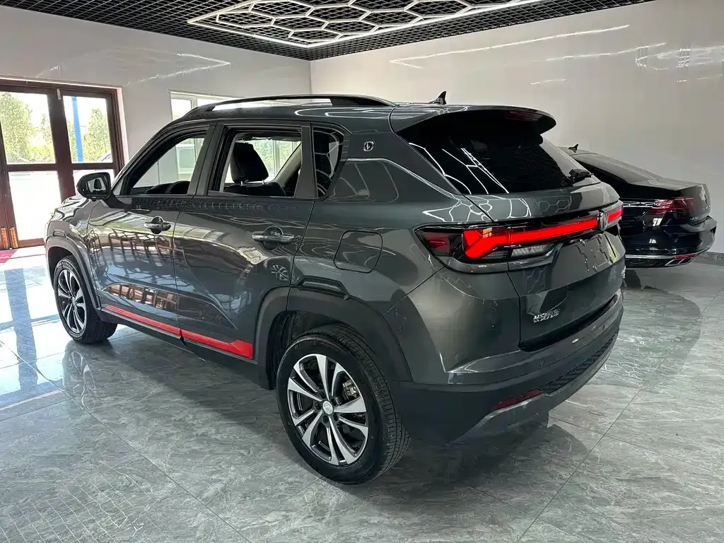 Changan CS35PLUS — фото 4