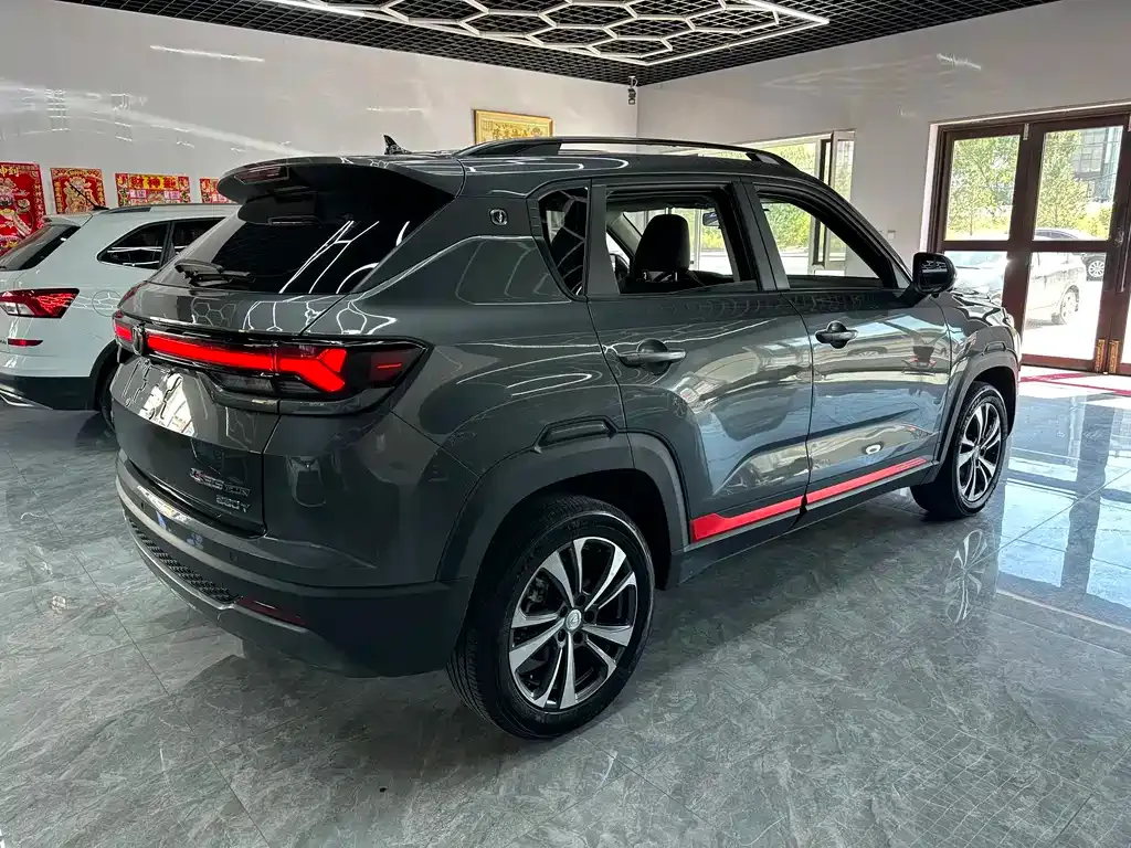 Changan CS35PLUS — фото 10