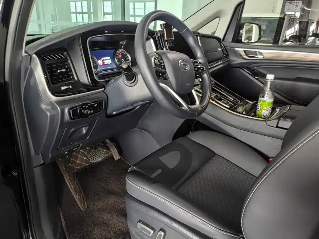 GAC Motor Trumpchi M8 — фото 9