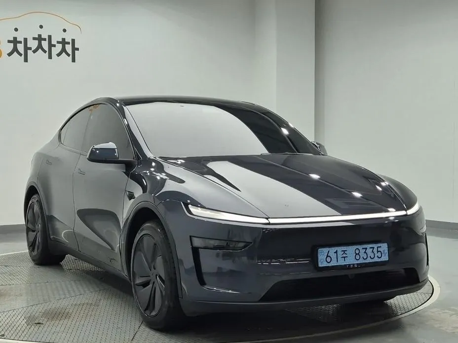 Tesla Model Y — фото 3