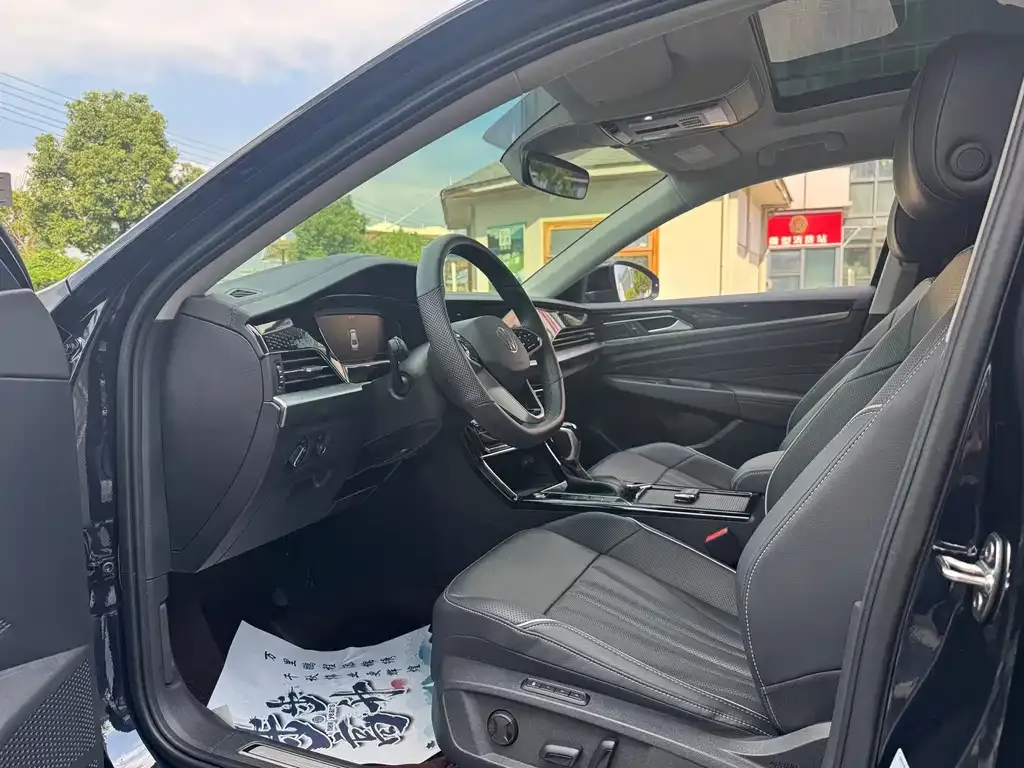 Volkswagen Passat — фото 4
