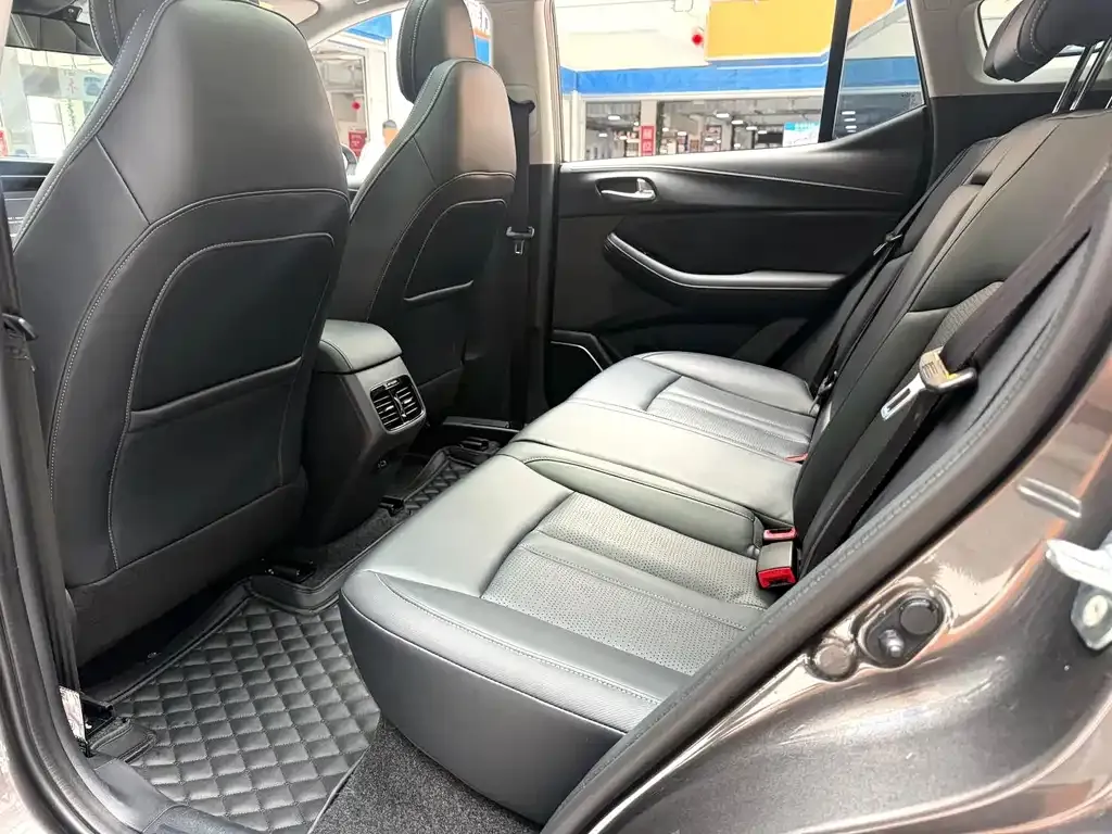 GAC Motor Trumpchi GS4 — фото 2