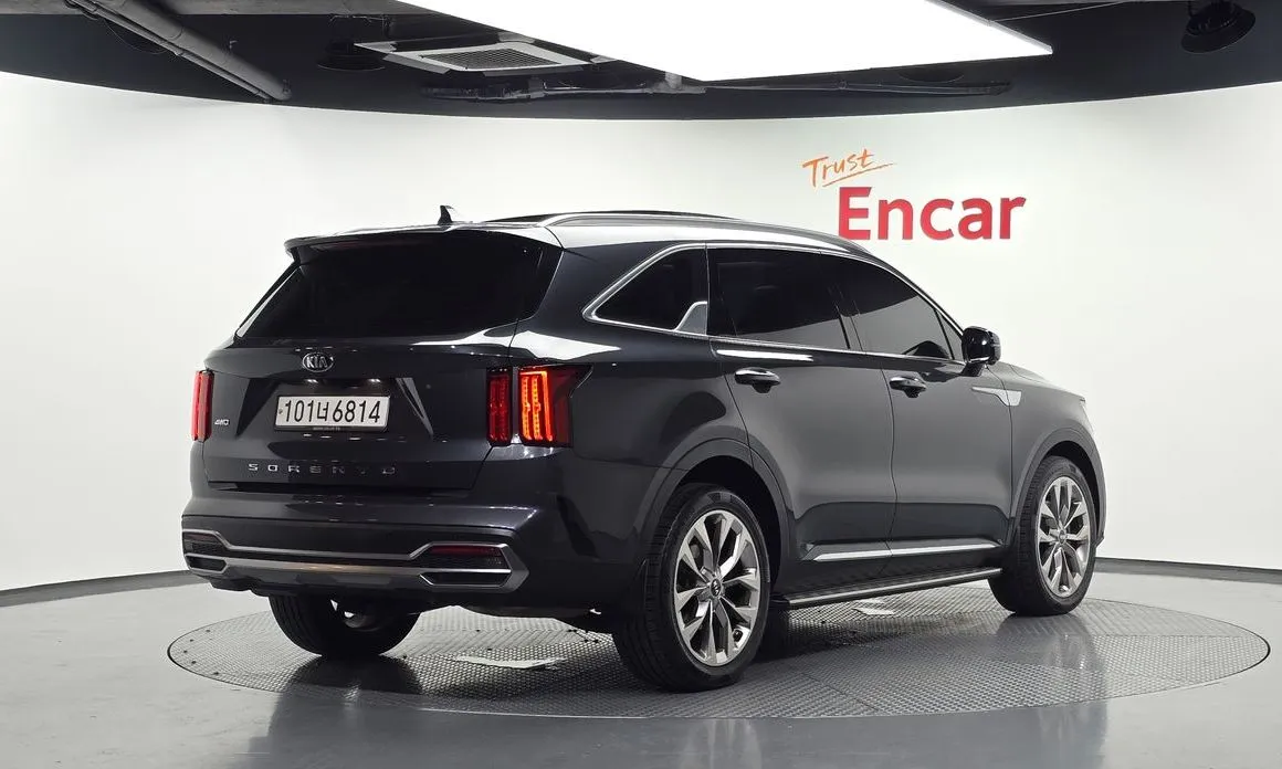 Kia Sorento — фото 4