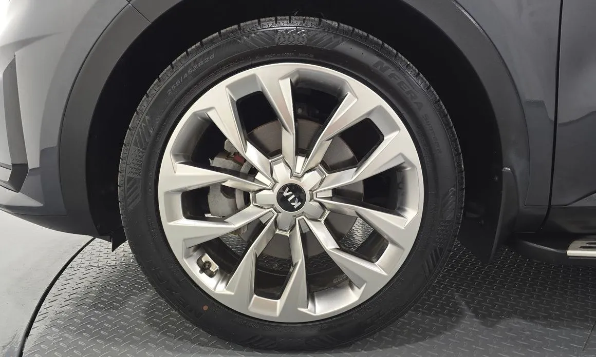 Kia Sorento — фото 10