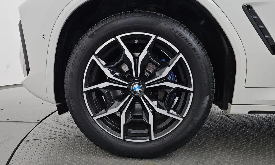 BMW X4 — фото 8