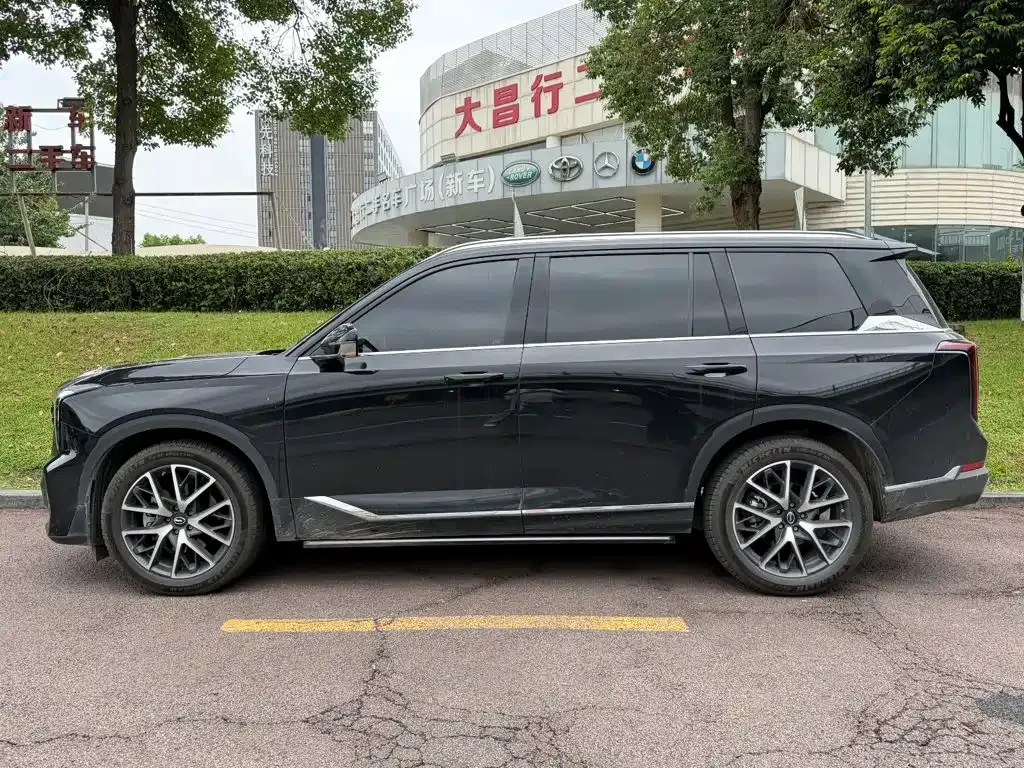GAC Motor Trumpchi GS8 — фото 4