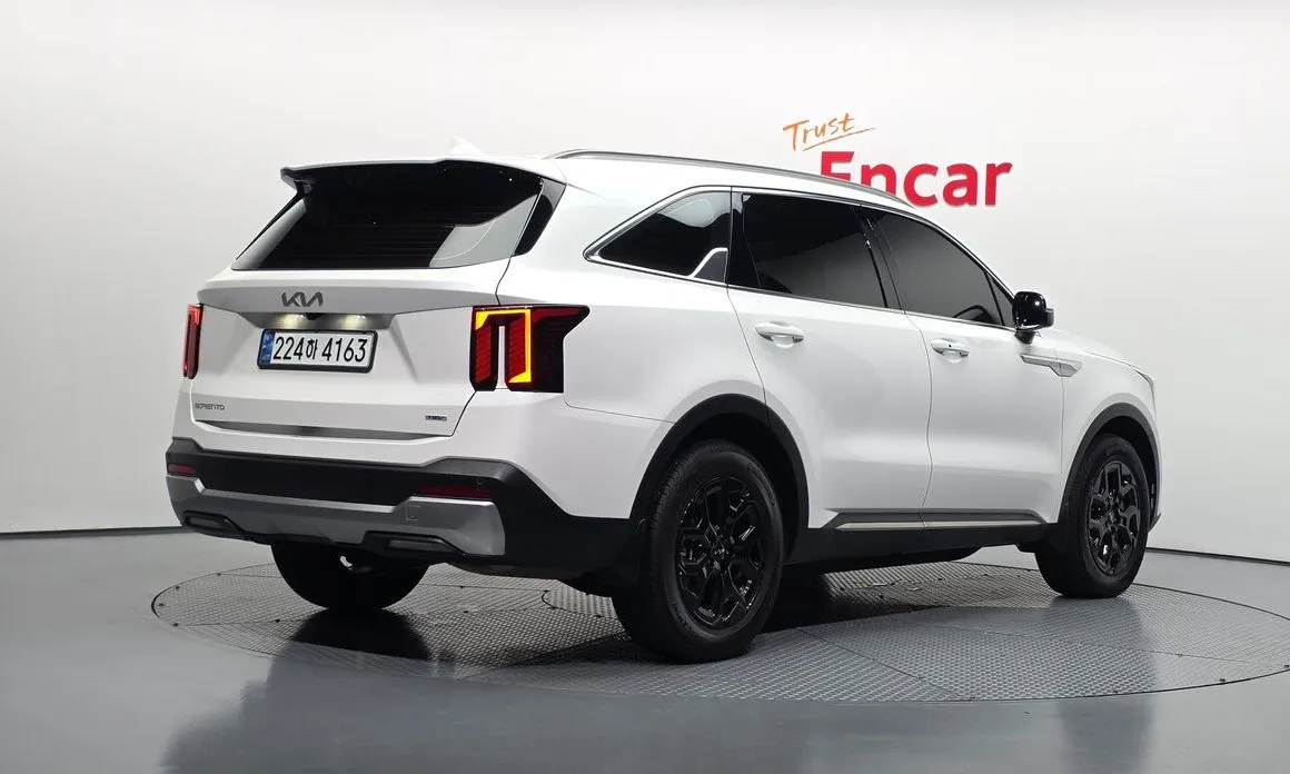 Kia Sorento — фото 4