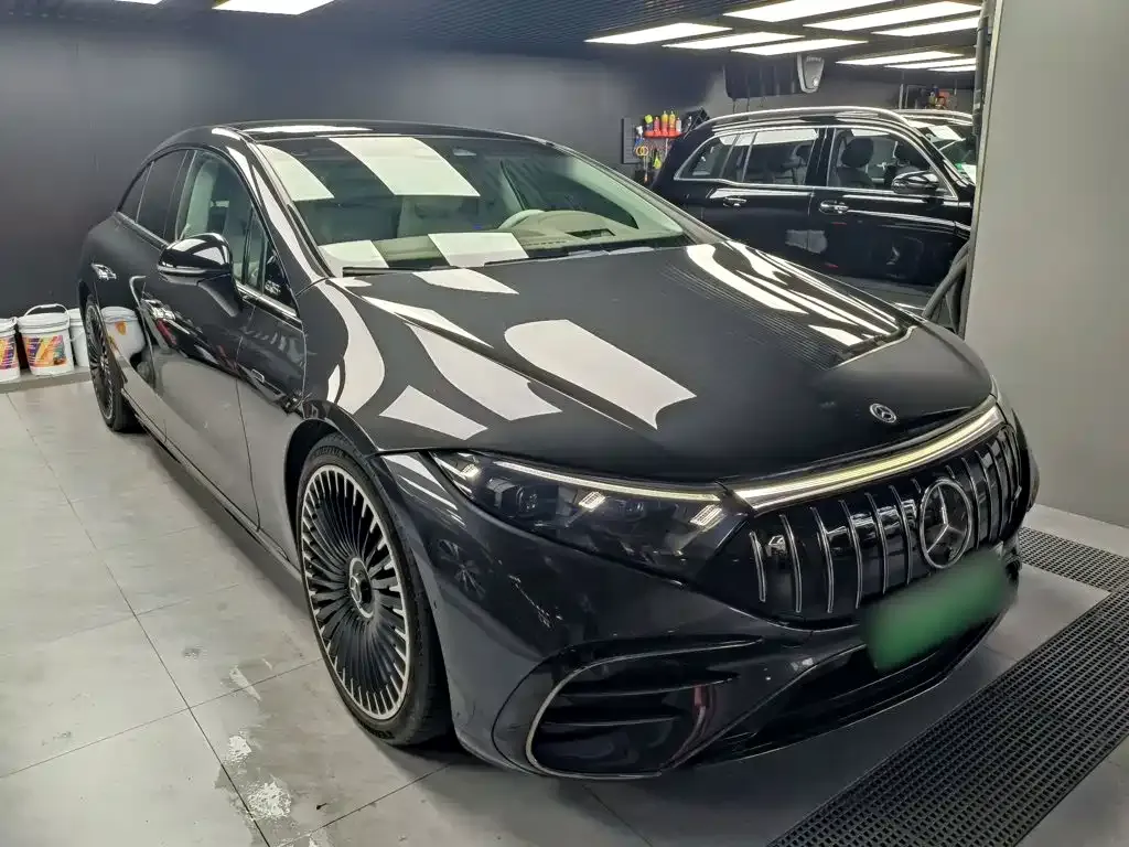 Mercedes-Benz EQS AMG — фото 6