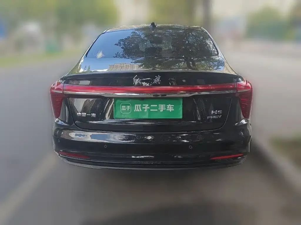 Hongqi H5 PHEV — фото 2