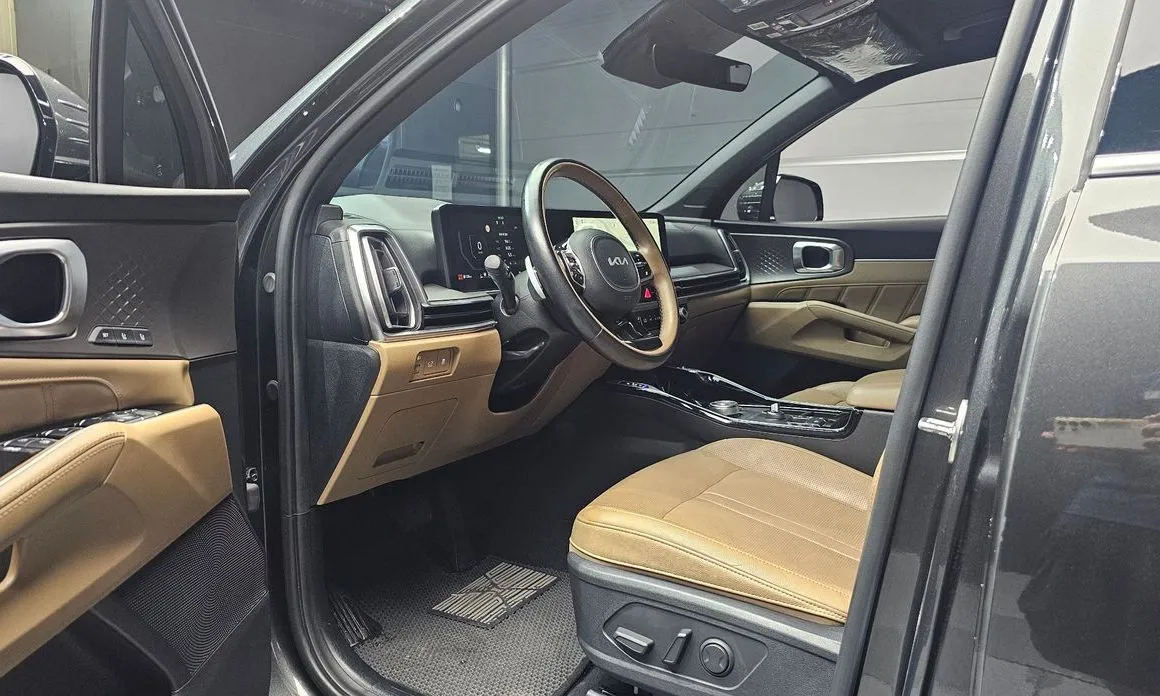 Kia Sorento — фото 7