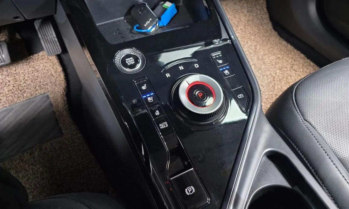 Kia Niro — фото 10
