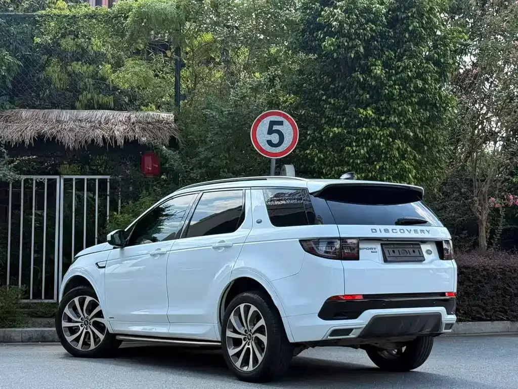 Land Rover Discovery Sport — фото 8