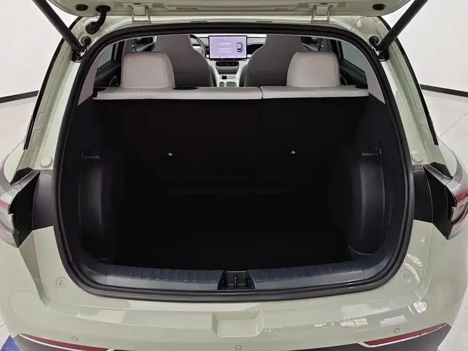 Geely Starburst — фото 2