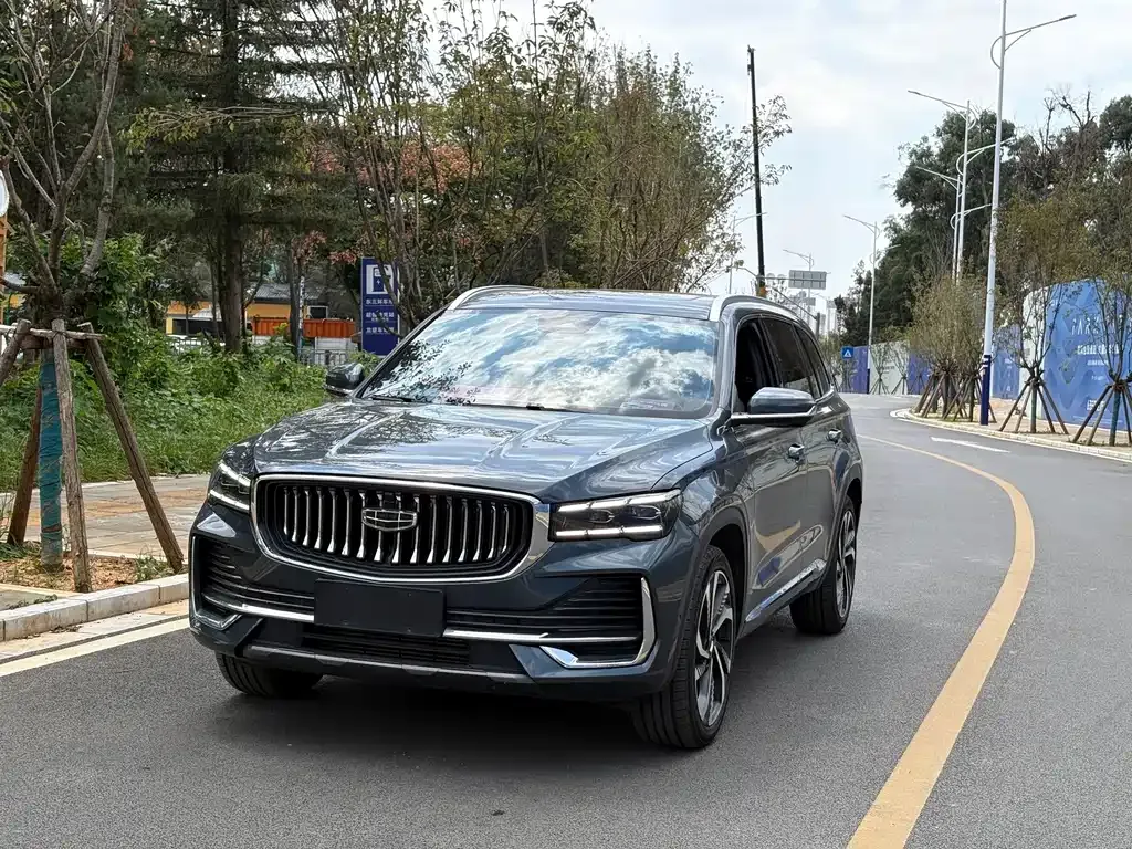 Geely Xingyue L — фото 1