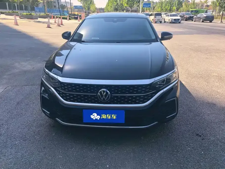 Volkswagen Passat — фото 6