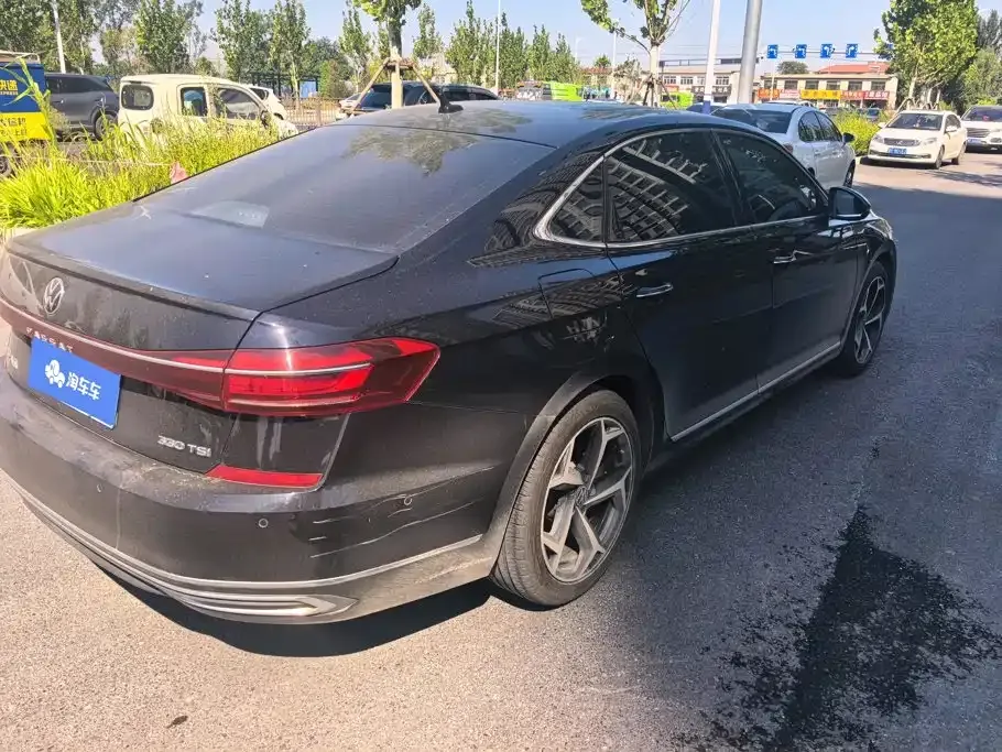 Volkswagen Passat — фото 9