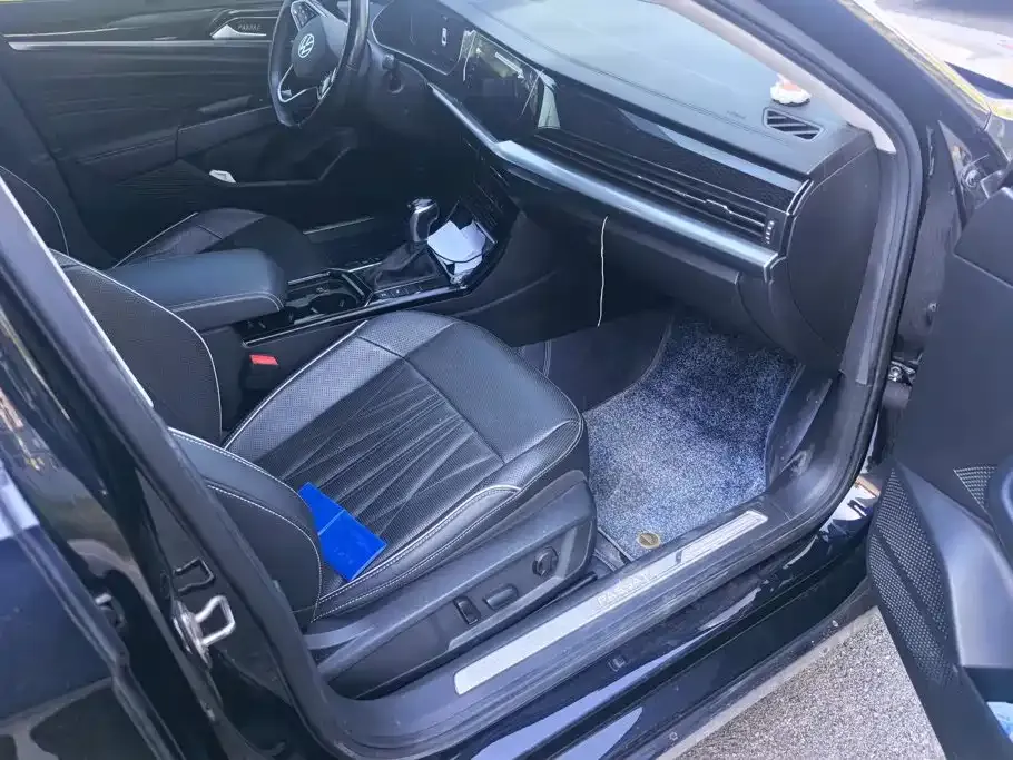 Volkswagen Passat — фото 7