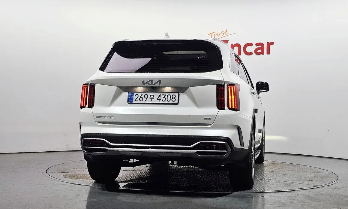 Kia Sorento — фото 2