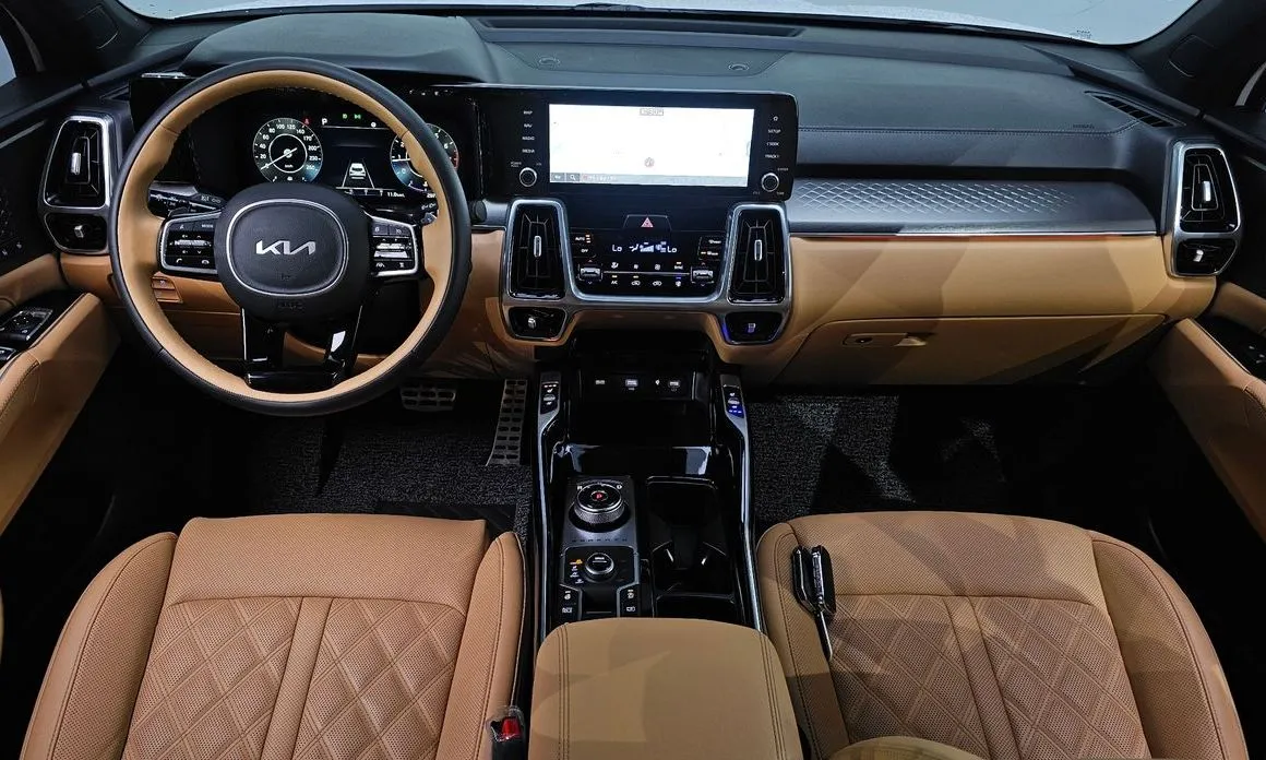 Kia Sorento — фото 7