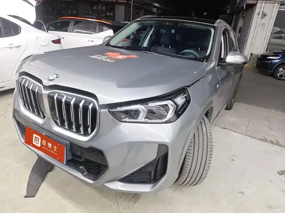 BMW X1 — фото 1