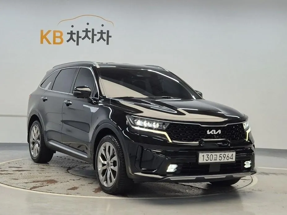 Kia Sorento — фото 8