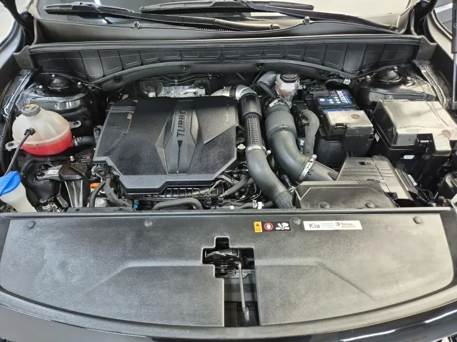 Kia Sorento — фото 9