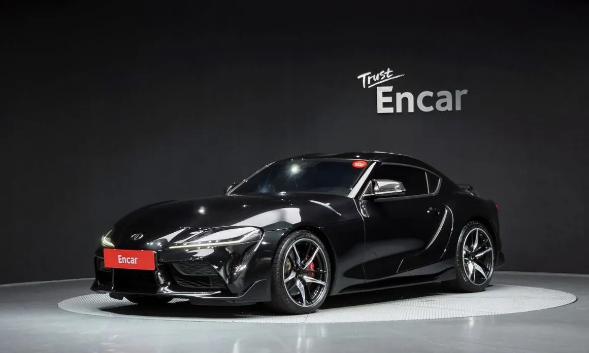 Toyota Supra — фото 1