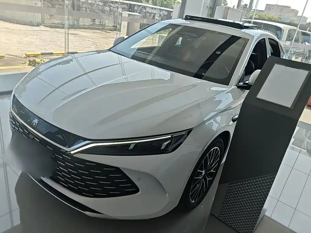 BYD Qin L — фото 6