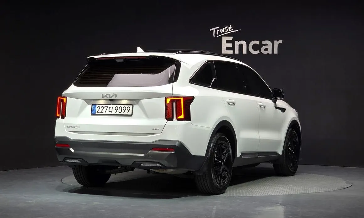 Kia Sorento — фото 4