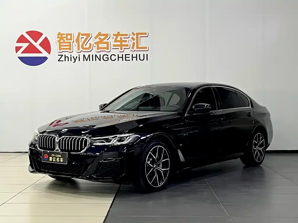 BMW 5 Series — фото 1