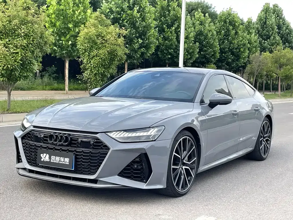 Audi A7 — фото 1