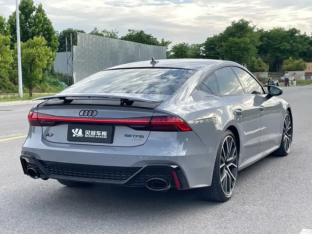 Audi A7 — фото 5